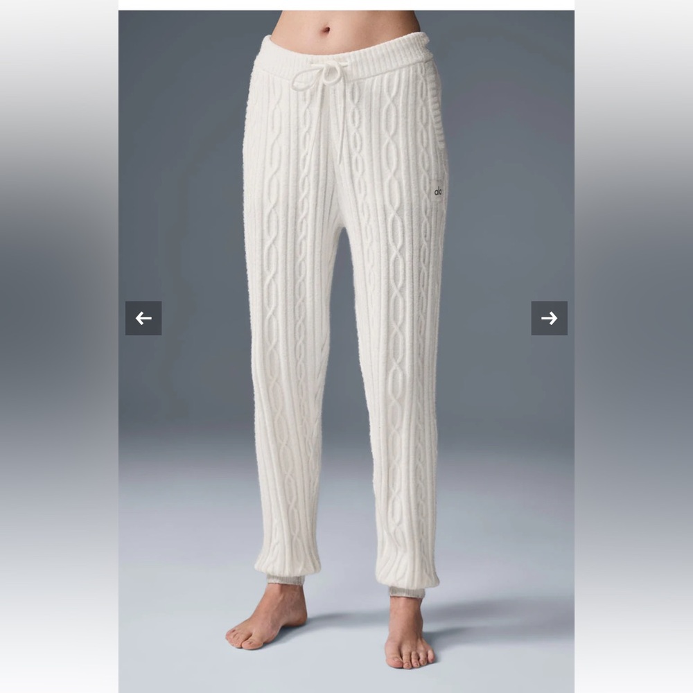 ALO Yoga Cable Knit Winter Bliss Pant Ivory